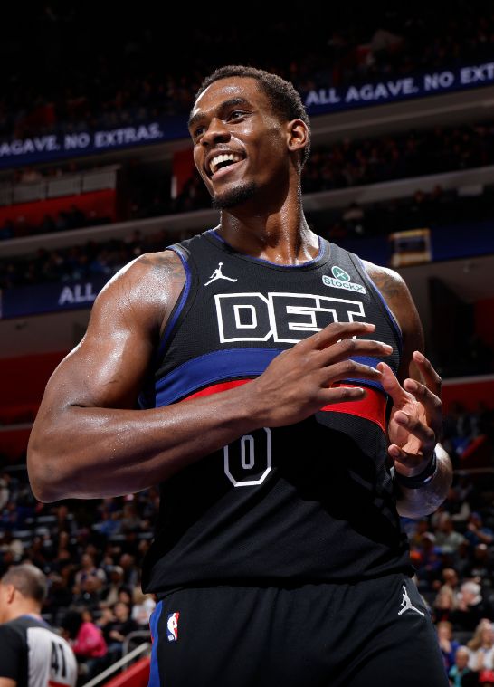 活塞双杀勇士波神伤退勇士崩盘