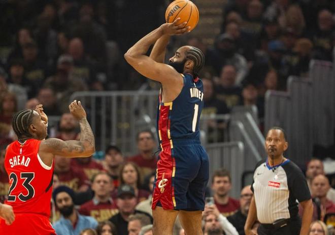 NBA季后赛首轮形势巨变：骑士雷霆或成争冠焦点